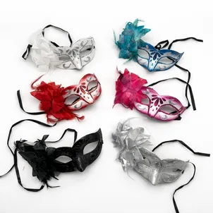 מסיכה מהודרת עם פרח + סרט קשירה